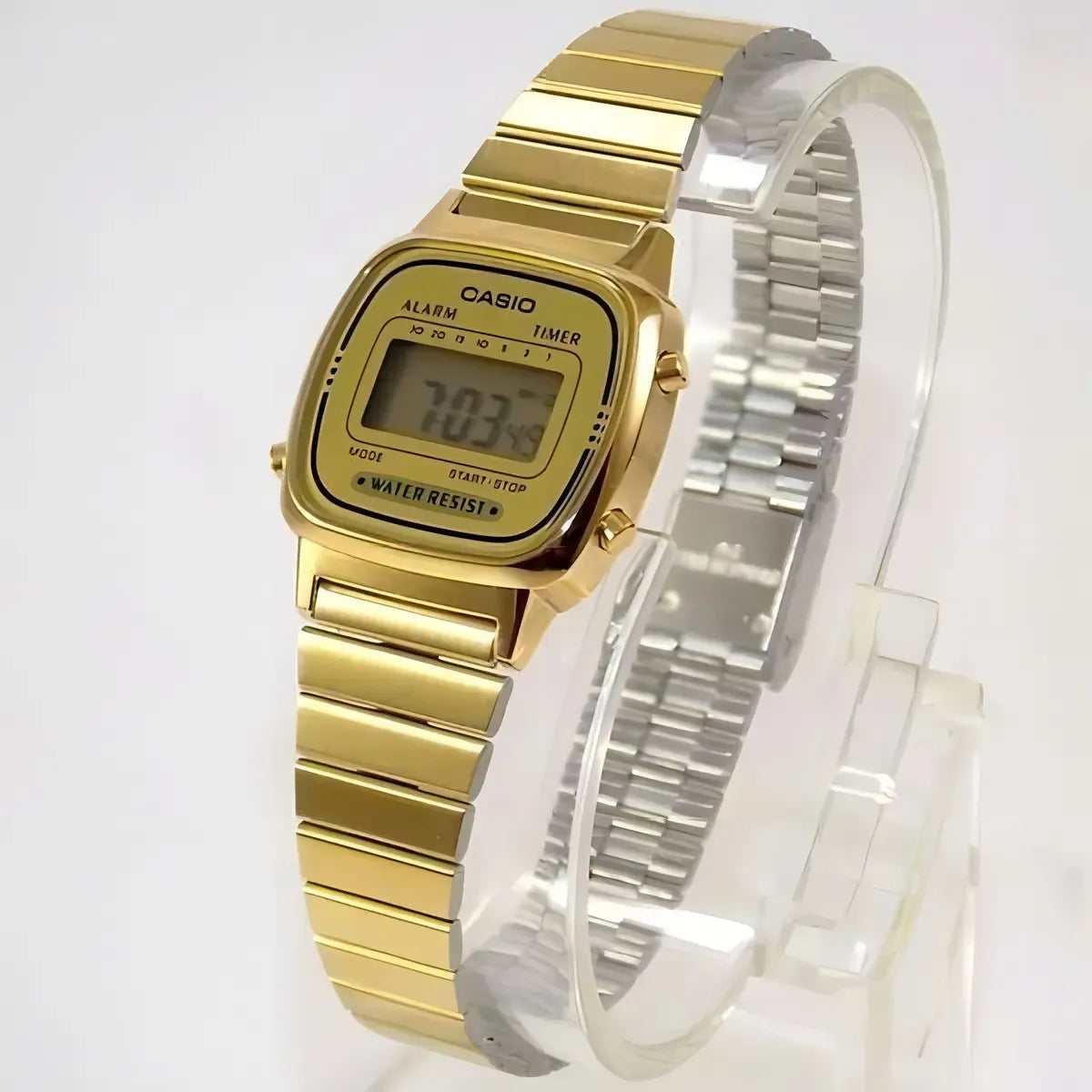 Reloj Casio LA670WGA Mujer Digital Dorado