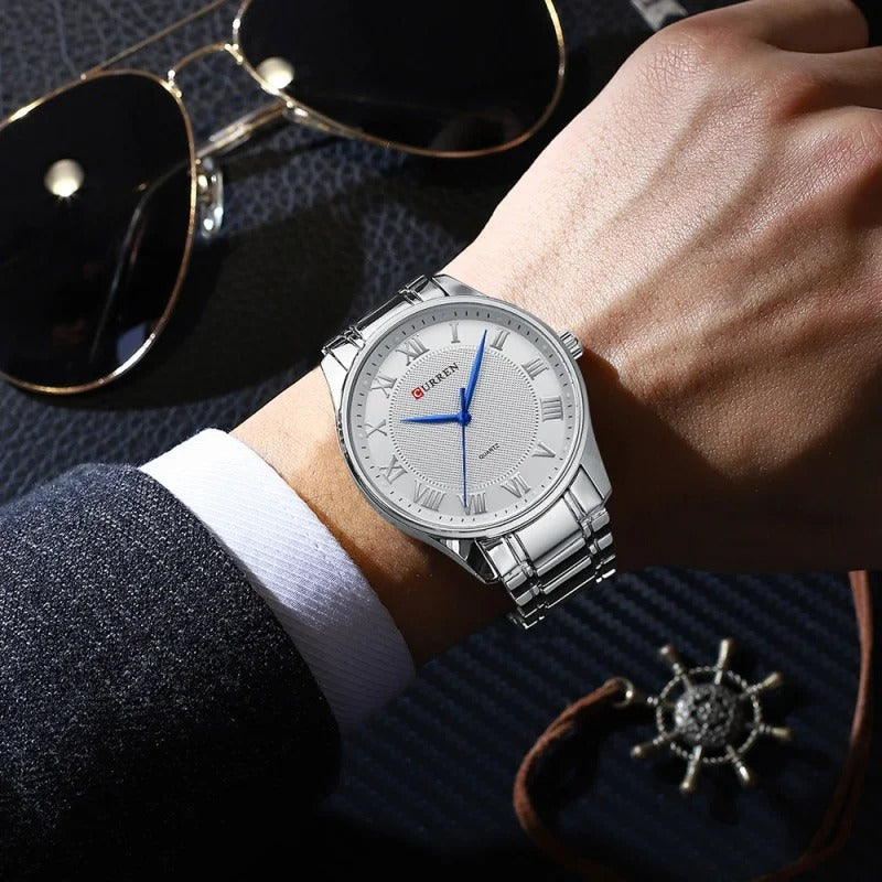 Reloj Curren 8409 Hombre Acero Números Romanos
