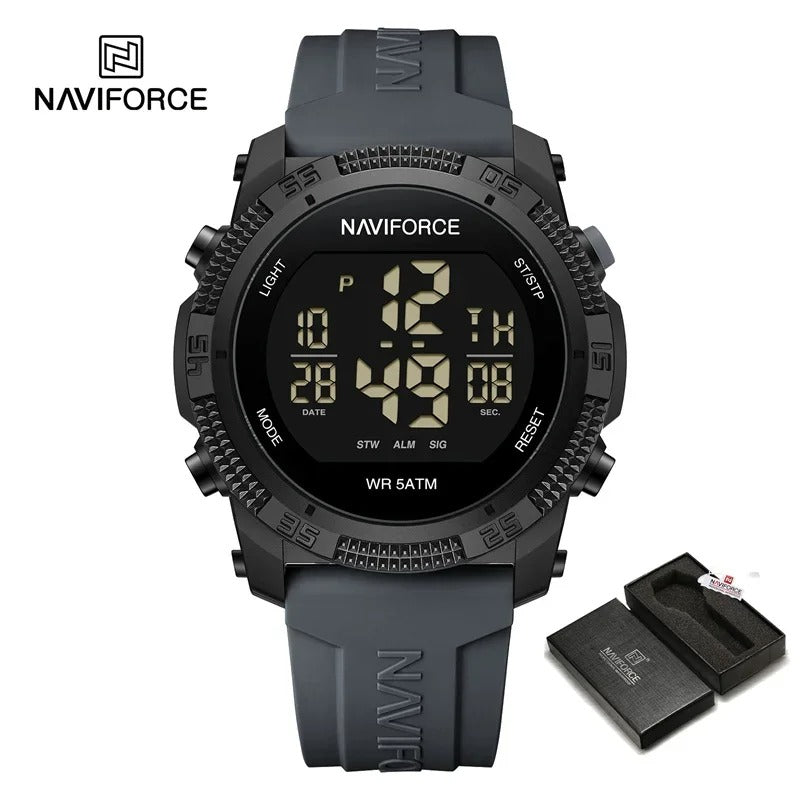 Reloj NAVIFORCE NF7104 para Hombre – Digital LCD, Resistente al Agua, con Alarma y Correa de Silicona